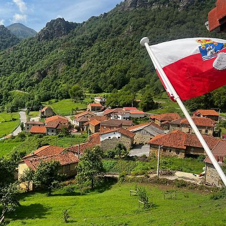 Hotel Rural El Sestil Dobres Buitenkant foto